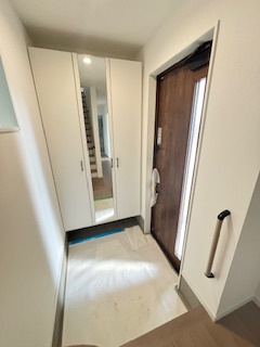 【玄関】 | 西区庚午中1（古江駅）全9区画　NO9 | 家族の靴がスッキリ収納出来ます♪