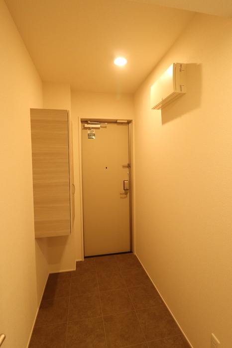 コーポ陽だまりⅡの玄関