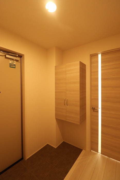 コーポ陽だまりⅡの玄関