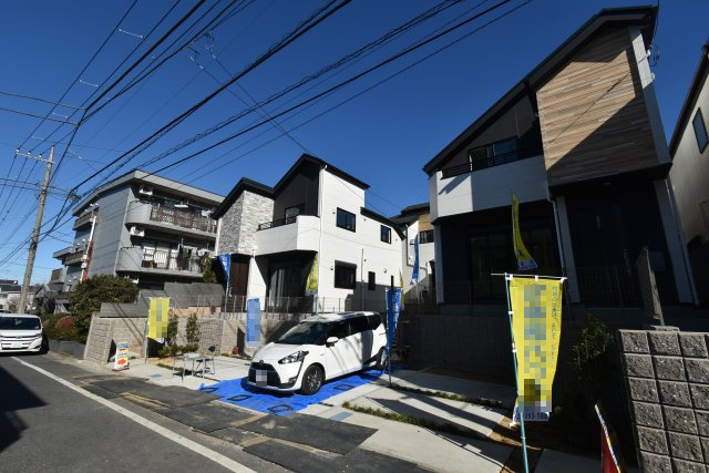 上井草3丁目・新築戸建・4号棟の前面道路含む現地写真