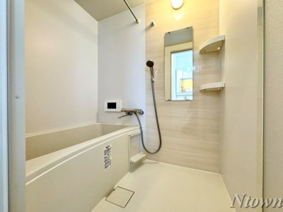 【浴室】 | Grandtic Lana | お風呂で日々の疲れを落としましょう