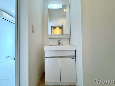 【独立洗面台】 | Grandtic Lana | 朝の身支度には欠かせない独立洗面化粧台