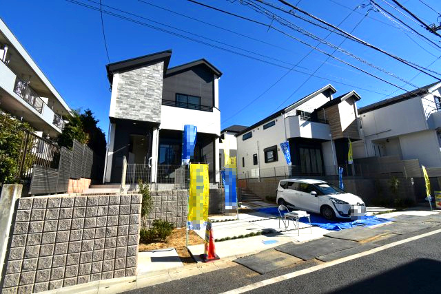 上井草3丁目・新築戸建・4号棟の前面道路含む現地写真