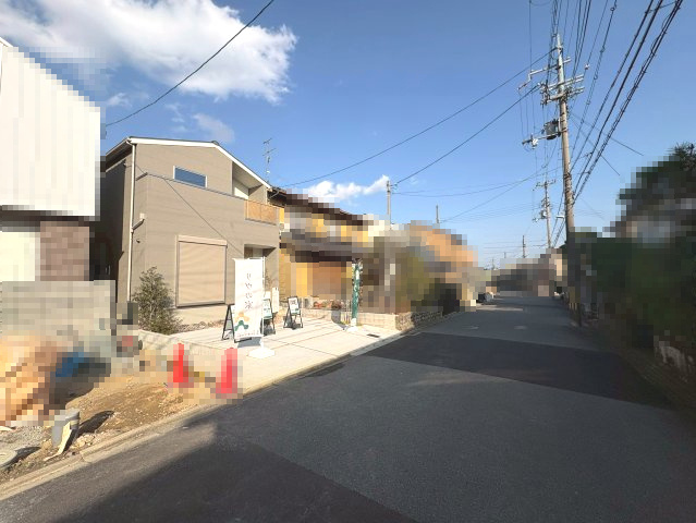 【成約済】京都市西京区大原野上里鳥見町　の前面道路含む現地写真|土地約31.47坪
2号地は、東側の号地になります。