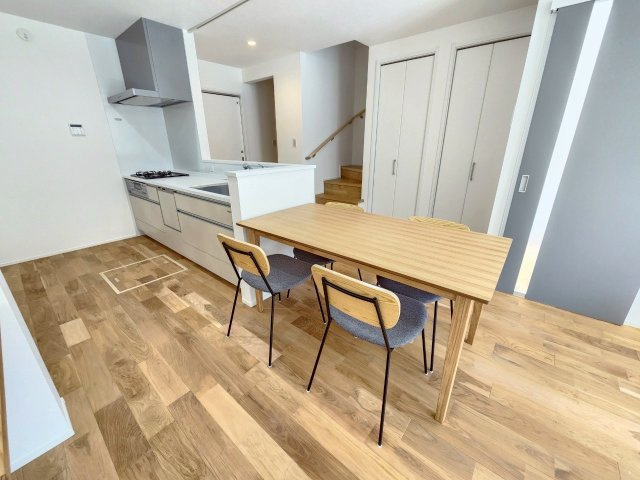 【価格改定】京都市西京区大原野上里鳥見町　のキッチン|※家具はイメージです。販売価格には含まれておりません。