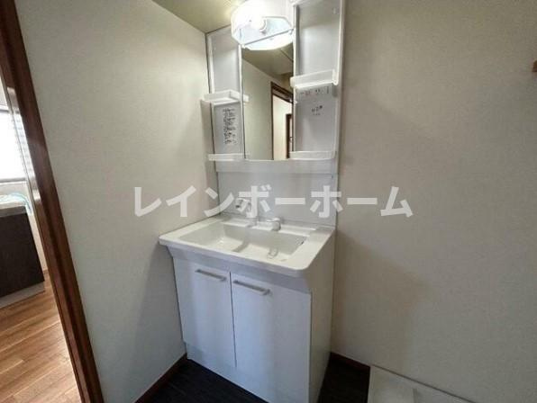 担当エリアのルームアドバイザーが直接対応いたしますの洗面所