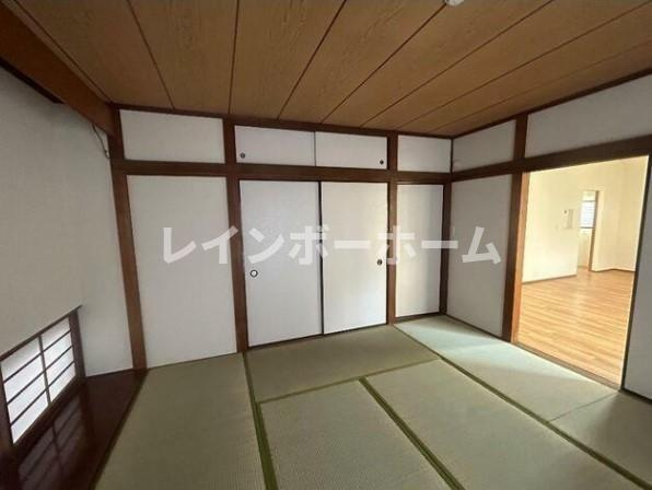 担当エリアのルームアドバイザーが直接対応いたしますの収納