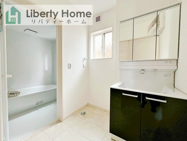 阿見町岡崎３丁目　新築戸建の脱衣所