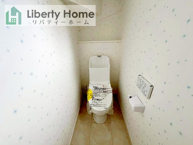 阿見町岡崎３丁目　新築戸建のトイレ