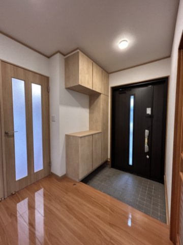 三戸郡階上町蒼前西５丁目の玄関