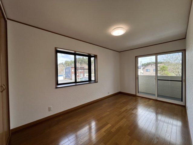 三戸郡階上町蒼前西５丁目の洋室