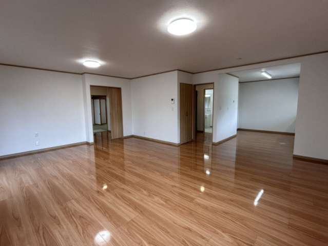 三戸郡階上町蒼前西５丁目の居間・リビング