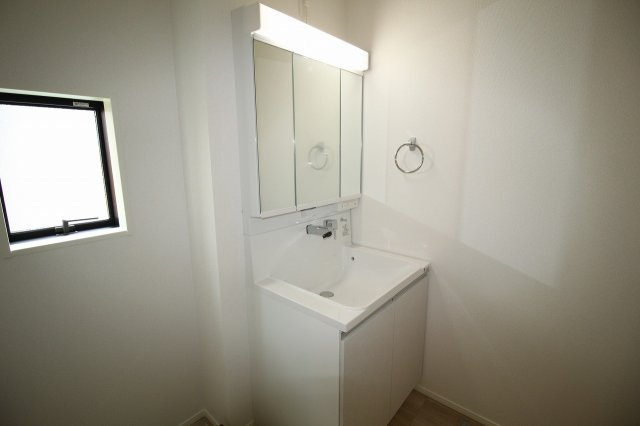 土佐山田町百石町　1号棟　新築戸建　（全2区画）【内覧可能】　の独立洗面台
