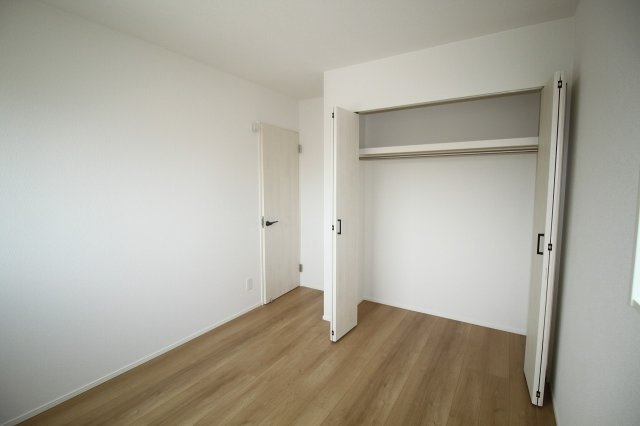 土佐山田町百石町　1号棟　新築戸建　（全2区画）【内覧可能】　の収納|2Ｆ　北西の部屋　5.25帖