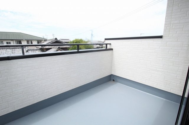 土佐山田町百石町　1号棟　新築戸建　（全2区画）【内覧可能】　のバルコニー|2Ｆ　南西の部屋　6.5帖