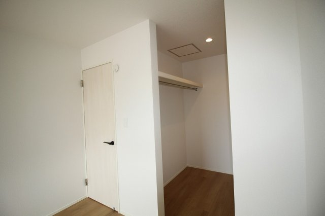 土佐山田町百石町　1号棟　新築戸建　（全2区画）【内覧可能】　の収納|2Ｆ　南東の部屋　6.75帖