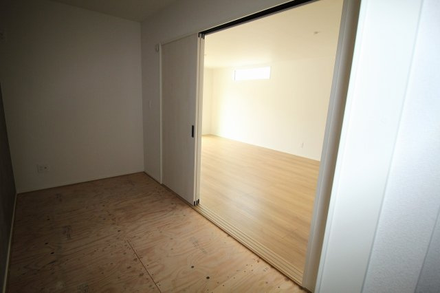 土佐山田町百石町　1号棟　新築戸建　（全2区画）【内覧可能】　の和室|1Ｆ　和洋室　4.0帖