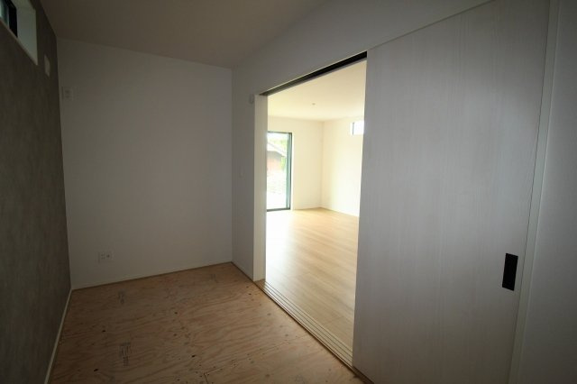 土佐山田町百石町　1号棟　新築戸建　（全2区画）【内覧可能】　の和室|1Ｆ　和洋室　4.0帖