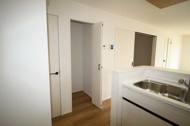 土佐山田町百石町　1号棟　新築戸建　（全2区画）【内覧可能】　の収納|ＬＤＫ　18.0帖