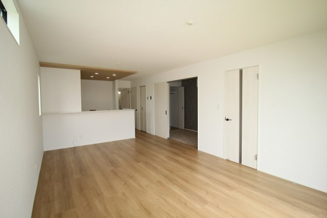 土佐山田町百石町　1号棟　新築戸建　（全2区画）【内覧可能】　の居間・リビング|ＬＤＫ　18.0帖