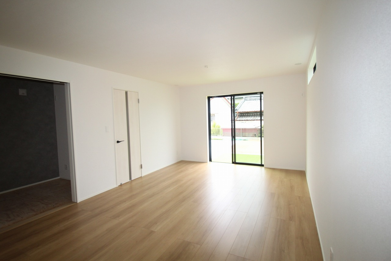 土佐山田町百石町　1号棟　新築戸建　（全2区画）【内覧可能】　の居間・リビング|ＬＤＫ　18.0帖