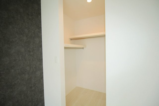 土佐山田町百石町　2号棟　新築戸建（全2区画）【内覧可能】　の収納|2Ｆ　北東の部屋　6.0帖