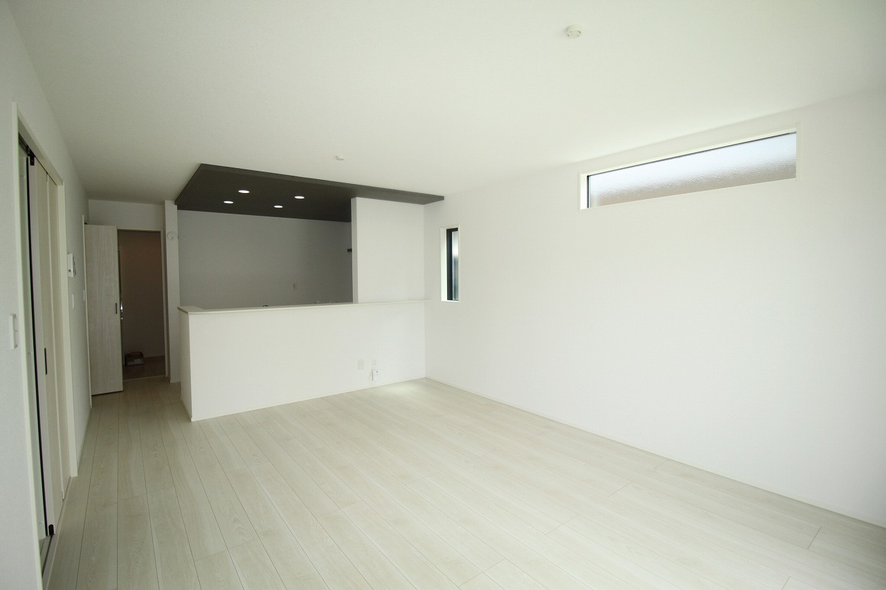 土佐山田町百石町　2号棟　新築戸建（全2区画）【内覧可能】　の居間・リビング|ＬＤＫ　16.0帖