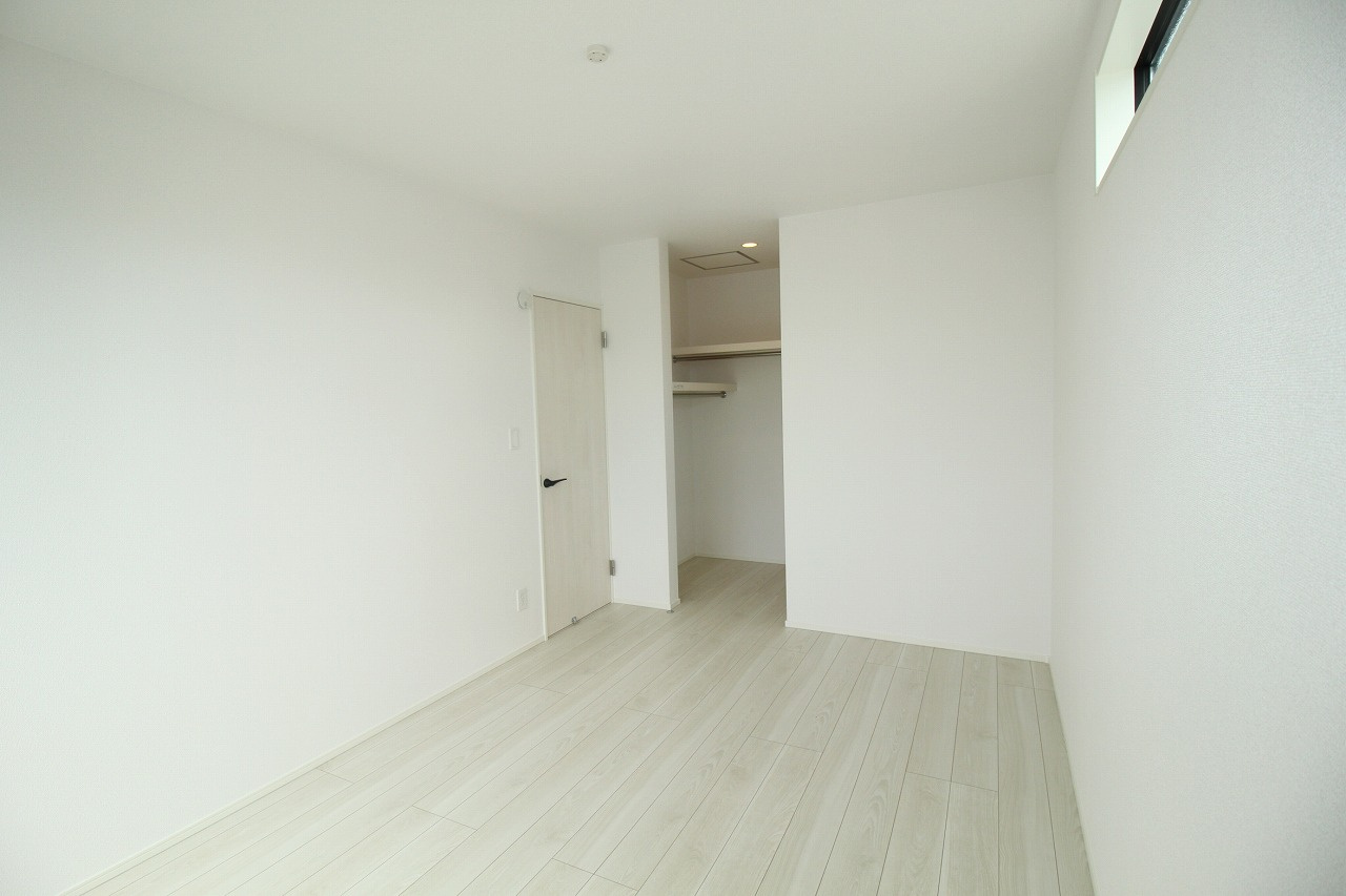 土佐山田町百石町　2号棟　新築戸建（全2区画）【内覧可能】　の洋室|2Ｆ　南東の部屋　6.75帖