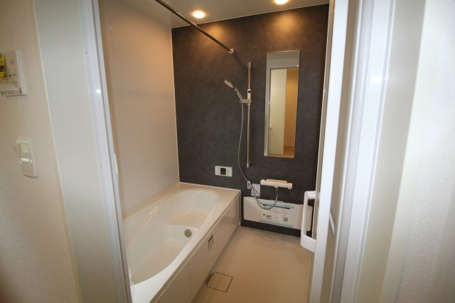 土佐山田町百石町　2号棟　新築戸建（全2区画）【内覧可能】　の浴室