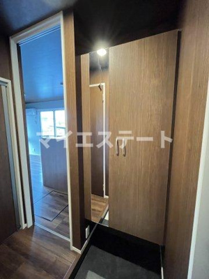 【玄関】 | コンフォール古閑上 | 別部屋写真