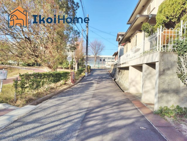 明石市魚住町錦が丘2丁目　土地