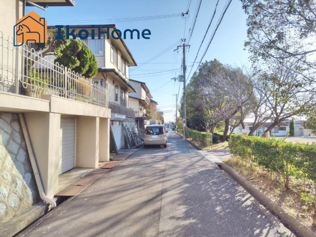 明石市魚住町錦が丘2丁目　土地の周辺|●資料・カタログのご請求無料●スーパーやコンビニ、飲食店、病院など徒歩圏内の施設も多々あります。