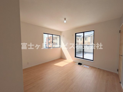 【寝室】 | 浜松市中央区曳馬4丁目 新築一戸建て 1号棟 | 寝室です