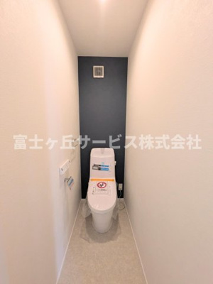 【トイレ】 | 浜松市中央区曳馬4丁目 新築一戸建て 1号棟 | １F2F同タイプのトイレがあります