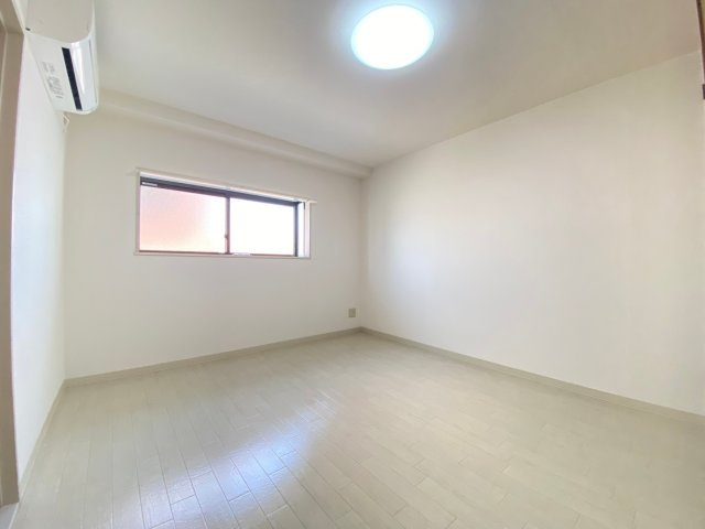 【寝室】 | エストブラン