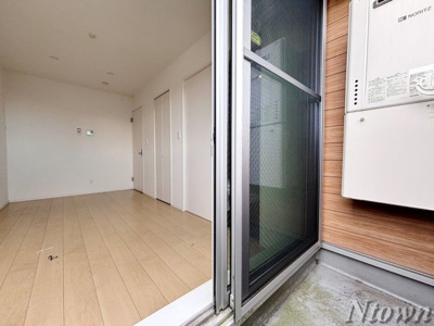 【バルコニー】 | ルミエールY | お洗濯にも便利なバルコニー付き