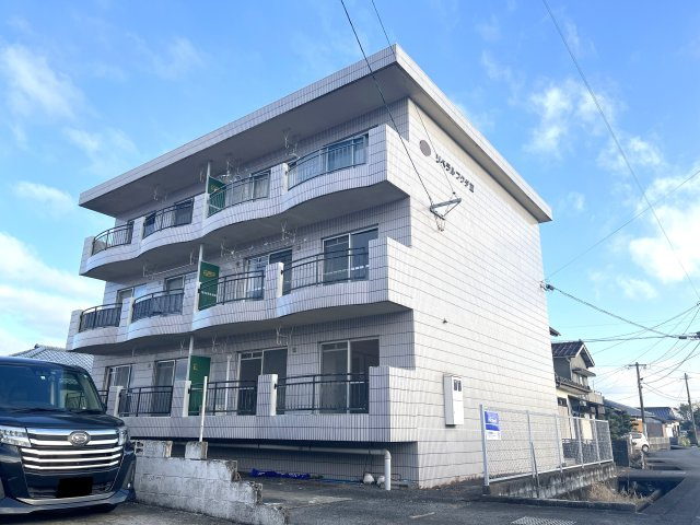 リベラルフクダⅢの外観