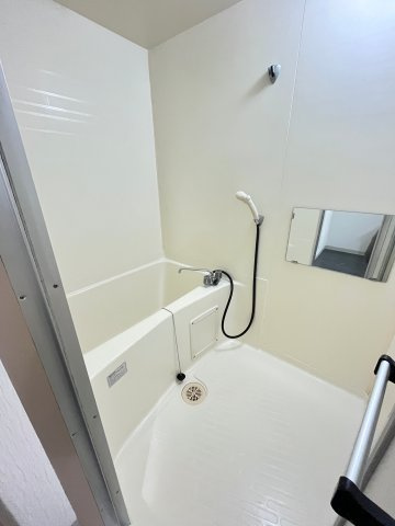 リベラルフクダⅢの浴室