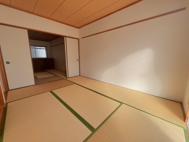 リベラルフクダの内装