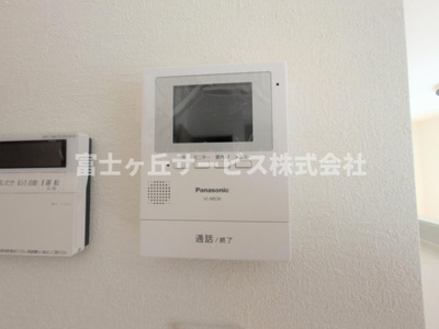【セキュリティ】 | 浜松市中央区曳馬4丁目 新築一戸建て 3号棟 | TV付インターホンです