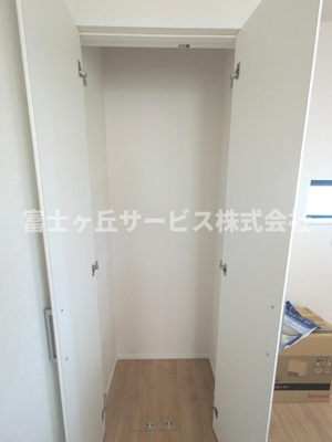 【収納】 | 浜松市中央区曳馬4丁目 新築一戸建て 4号棟 | キッチン横の収納です