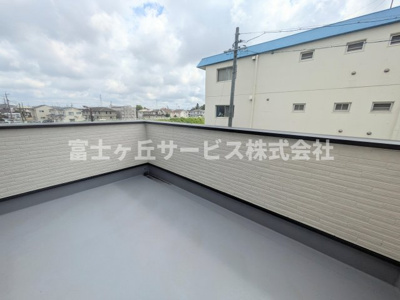 【バルコニー】 | 浜松市中央区曳馬4丁目 新築一戸建て 4号棟 | バルコニーです