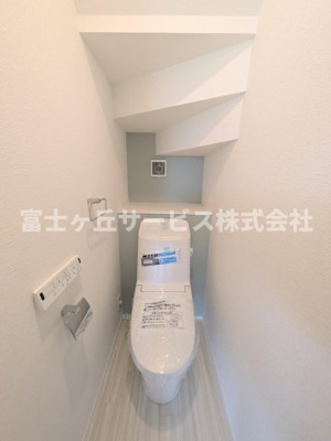 【トイレ】 | 浜松市中央区曳馬4丁目 新築一戸建て 4号棟 | １Fのトイレです