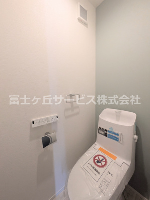 【トイレ】 | 浜松市中央区曳馬4丁目 新築一戸建て 4号棟 | ２Fのトイレです
