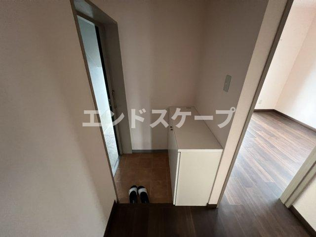 ファランドール井野の玄関|高崎、前橋エリアのお部屋探しはエンドスケープまで！お客様の理想お聞かせ下さい♪