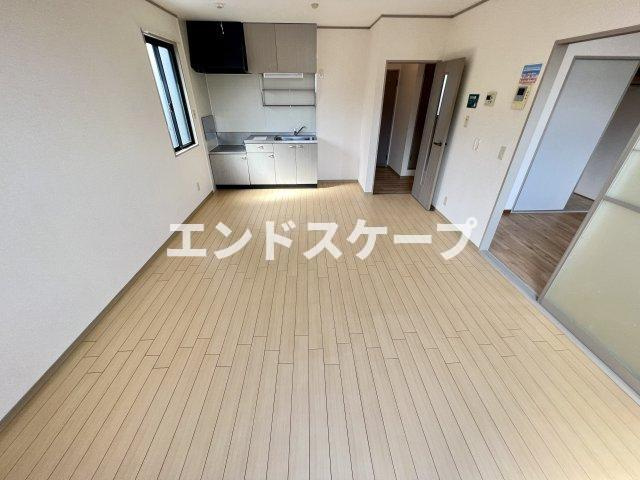 サンライズヒル　Ａの居間・リビング|高崎、前橋エリアのお部屋探しはエンドスケープまで！お客様の理想お聞かせ下さい♪