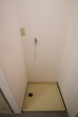 【設備】 | ハウスK | 室内洗濯機置場