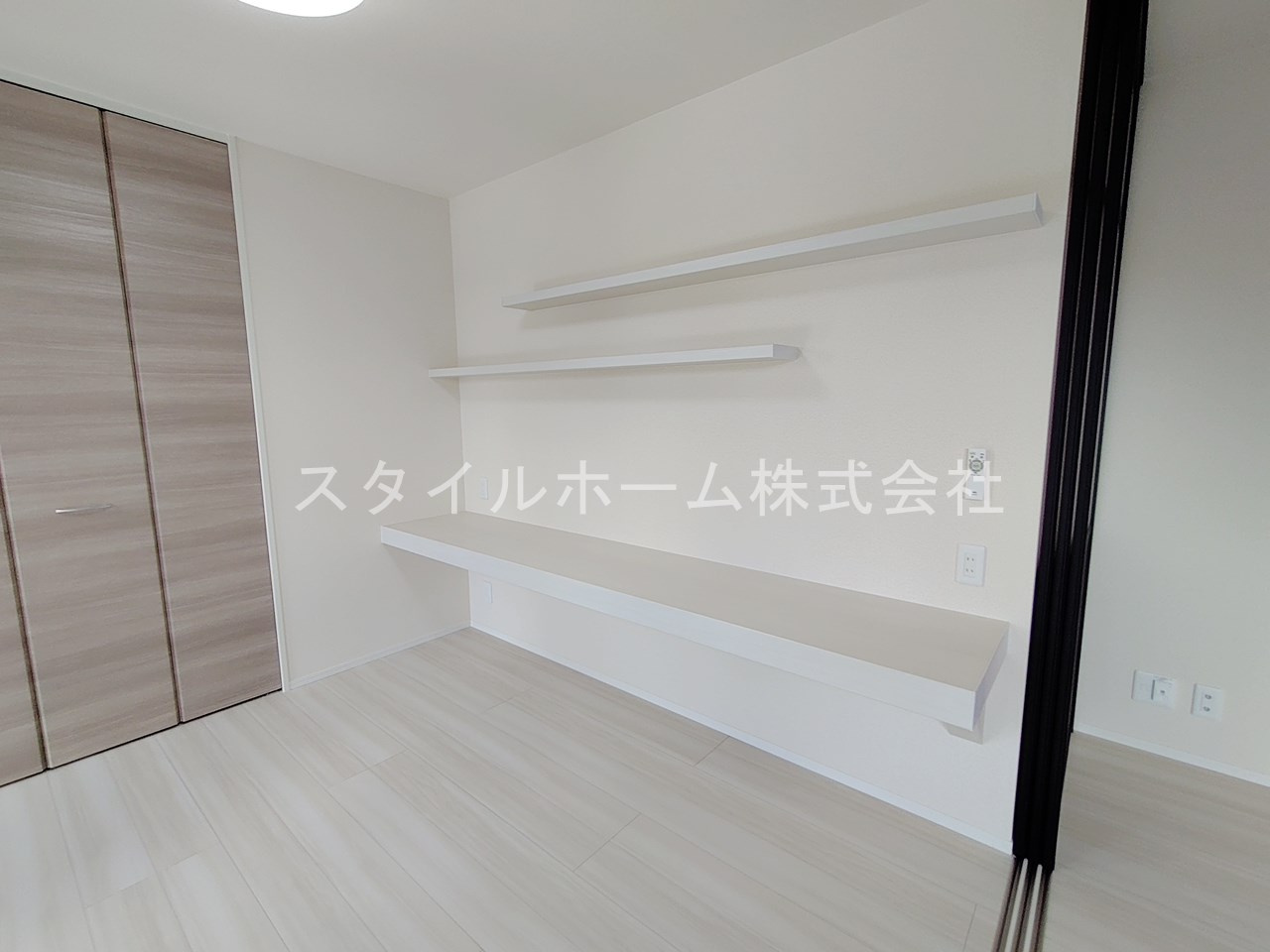 ウェストテラス大西の居間・リビング|別部屋写真です。