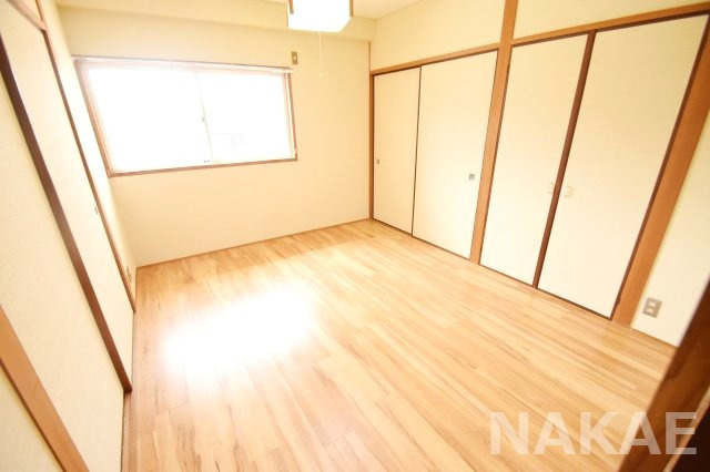 【寝室】 | 使い勝手のいい寝室です