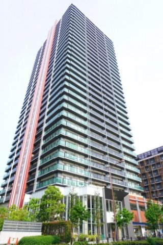 なんばグランドマスターズタワーの外観